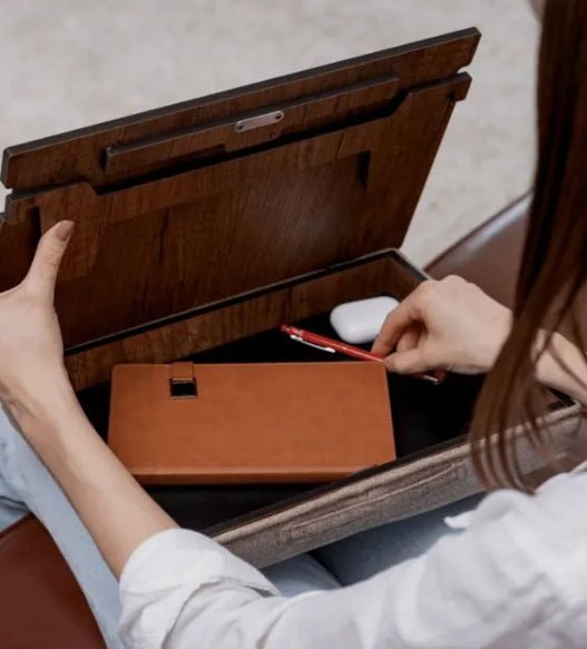 حامل الكتب واللاب توب المريح — اجعل قراءتك وكتابتك أكثر راحة وأناقة!